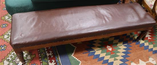 A Victorian oak window seat L.160cm